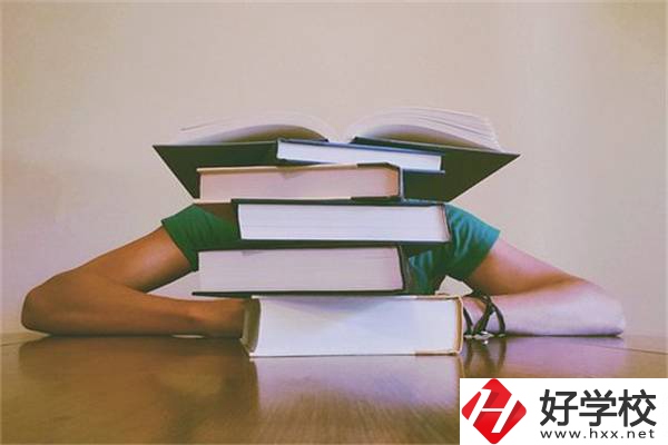 湖南參加中考對選職校的重要性，怎么才能選到好學(xué)校？