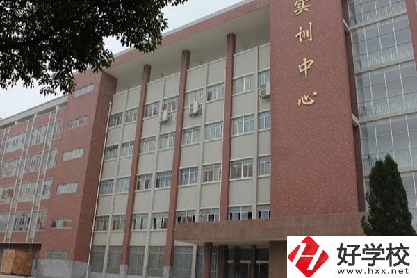 岳陽市高級(jí)技工學(xué)校怎么樣，開設(shè)了哪些招生專業(yè)？