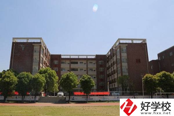 岳陽市高級技工學校開設了哪些熱門專業(yè)？