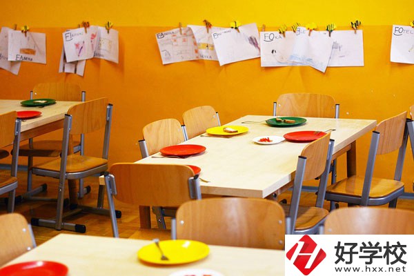 在長沙讀中專，沒有興趣愛好怎么選合適的專業(yè)？