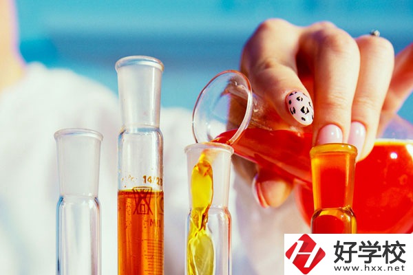 永州湘南旅游學(xué)校環(huán)境怎么樣？宿舍好不好？